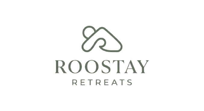 roostayretreats.com